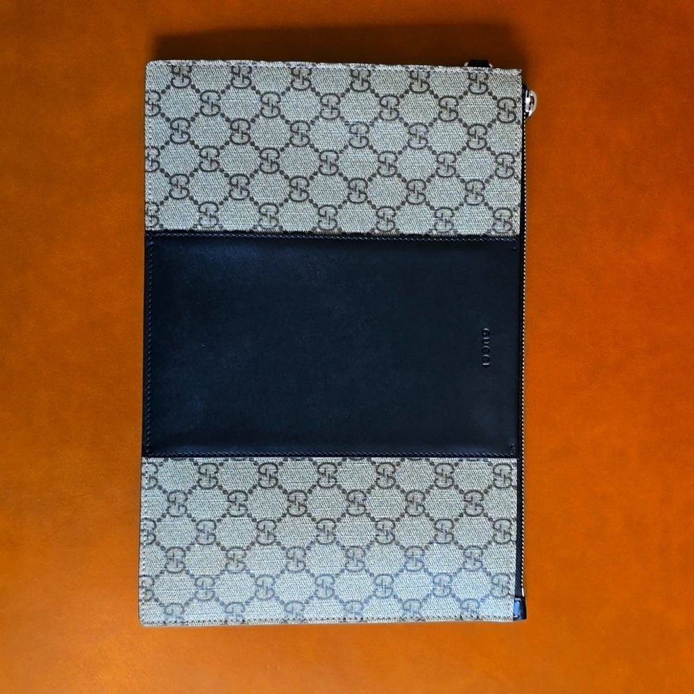 Gucci Men Pouch